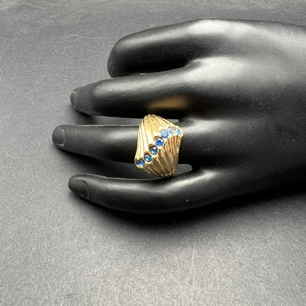 Vintage Blue Stone‎ Fashion Ring Gold Tone Adjustable Size 7